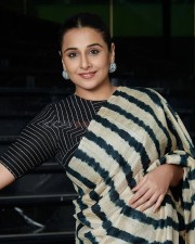 Actress Vidya Balan in Shibori Tussar Silk Saree Pictures 03