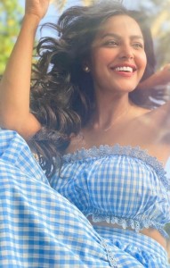 Andhagan Actress Priya Anand Glam Photoshoot Stills