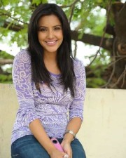 Beautiful Tamil Actress Priya Anand Pictures
