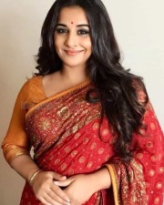 Bollywood Actress Vidya Balan Red Saree Photo