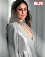 Bollywood Diva Kareena Kapoor Hello Magazine Photos 02