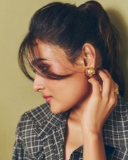 Casual Actress Shalini Pandey in a gray checkered shirt Photos 04