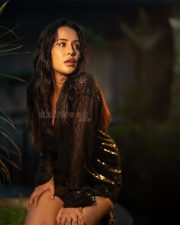 Dazzling Actress Raiza Wilson in a Black Sequined Sheer Blazer Photos 04