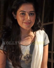 Disha Pandey At Mayanginen Thayanginen Shooting Spot Stills
