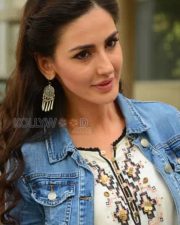 Farah Karimi Stills