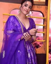Glam Nupur Sanon at Tiger Nageswara Rao Pre Release Event Pictures 03