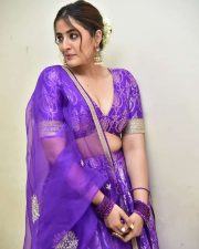 Glam Nupur Sanon at Tiger Nageswara Rao Pre Release Event Pictures 11