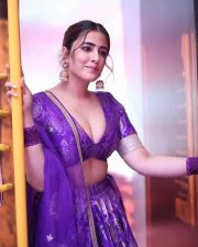 Glam Nupur Sanon at Tiger Nageswara Rao Pre Release Event Pictures 31