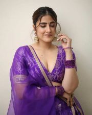 Glam Nupur Sanon at Tiger Nageswara Rao Pre Release Event Pictures 40