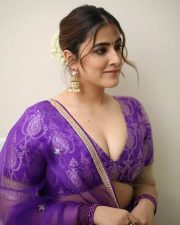 Glam Nupur Sanon at Tiger Nageswara Rao Pre Release Event Pictures 45