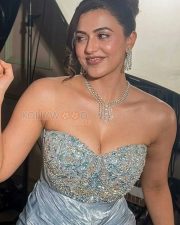 Glamorous Anju Kurian Cleavage in a Blue Embroidered Strapless Gown Photos 04 Glamorous Anju Kurian Cleavage in a Blue Embroidered Strapless Gown Photos 04