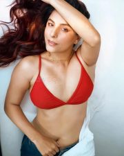Glamorous Isha Talwar in a Red Bra and Blue Denim Pants Photos 01 Glamorous Isha Talwar in a Red Bra and Blue Denim Pants Photos 01