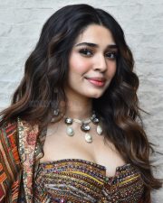 Heroine Krithi Shetty at Annagaru Vostaru Interview Photos 10