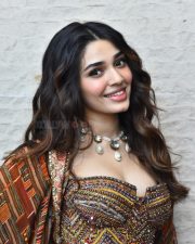 Heroine Krithi Shetty at Annagaru Vostaru Interview Photos 11