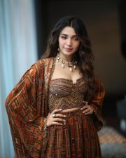 Heroine Krithi Shetty at Annagaru Vostaru Interview Photos 26