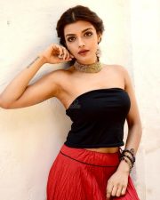 Kannitheevu Movie Actress Ashna Zaveri Pictures 01