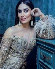 Kareena Kapoor 8 Kareena Kapoor Harper Bazaar Bride Magazine Photos