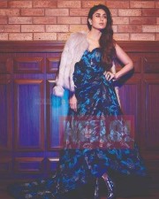 Kareena Kapoor 19 Kareena Kapoor Poses For Hello Magazine Photos
