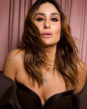 Kareena Kapoor Stunning in a Black Gown Photos 02 Kareena Kapoor Stunning in a Black Gown Photos 02