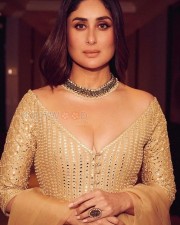 Kareena Kapoor in a Gold Dress by Abu Jani Sandeep Khosla Photos 01