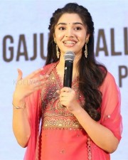 Aa Ammayi Gurinchi Meeku Cheppali First Look Launch actressgalleryfcs