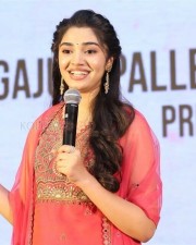Aa Ammayi Gurinchi Meeku Cheppali First Look Launch actressgalleryfcs