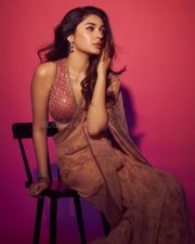 Love Insurance Kompany Heroine Krithi Shetty in a Rose Gold Saree with a Sleeveless Blouse Photos 02