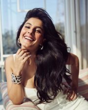 Mesmerizing Isha Talwar in a White Sleeveless Gown Photos 03 Mesmerizing Isha Talwar in a White Sleeveless Gown Photos 03