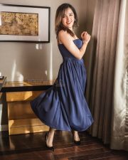 New Zealand Singer Shirley Setia in a Navy Blue Spaghetti Strap Midi Dress Photos 04