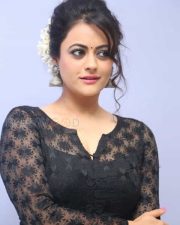 Sexy Actress Shruti Sodhi Pictures