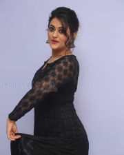 Sexy Actress Shruti Sodhi Pictures