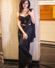Sexy New Zealand Actress and Singer Shirley Setia in a Black Sleeveless Corset Blouse with a Black Pre Draped Saree Pictures 01