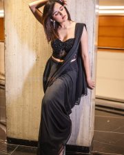 Sexy New Zealand Actress and Singer Shirley Setia in a Black Sleeveless Corset Blouse with a Black Pre Draped Saree Pictures 08