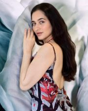 Sexy Sanjeeda Shaikh in a Black Floral Dress with Red and Black Patterns Photos 03