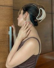 Silence 2 The Night Owl Bar Shootout Actress Parul Gulati Sexy Candid Photos 03