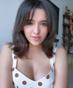 Singer Shirley Setia Sexy Pictures