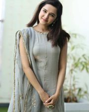 Singer and Actress Shirley Setia Photoshoot Pictures 03