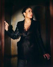 Singham Again Actress Kareena Kapoor Khan Hollywood Reporter Photoshoot Pictures 01