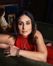 Sophisticated Actress Kareena Kapoor in a Red Halter Dress Photos 01 Sophisticated Actress Kareena Kapoor in a Red Halter Dress Photos 01