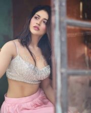 Stunning Priyanka Jawalkar Pictures