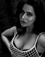 Stunning Raiza Wilson in a Fishnet Black Bra Photoshoot Pictures 01