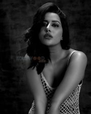 Stunning Raiza Wilson in a Fishnet Black Bra Photoshoot Pictures 04