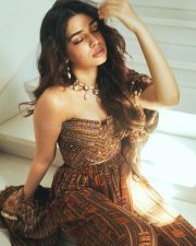 Talented Krithi Shetty in a Strapless Bustier Corset with a Matching Wide Leg Palazzo Trousers Photos 04