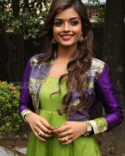 Tamil Actress Ashna Zaveri Pictures
