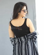 Taxiwala Heroine Priyanka Jawalkar Sexy Photos