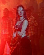 Thikka Movie Heroine Farah Karimi Pictures