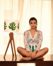 Titanic Movie Heroine Ashna Zaveri Sexy Photos