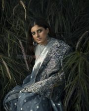 Toofaan Actress Isha Talwar Pics