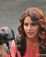 Vanakkam Chennai Heroine Priya Anand Photos