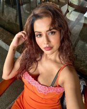 Vivacious Actress Raiza Wilson in a Orange Bodycon Dress Pink Lace Trim Photos 04